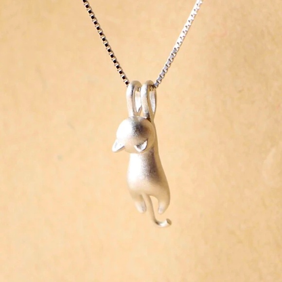 Dainty “Hang in There” Cat Necklace Pendant in 925 Sterling Silver (20''-22'') - Picture 1 of 4